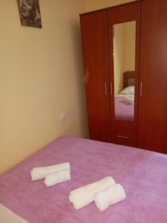 Apartment Deki Studio Cattaro Esterno foto