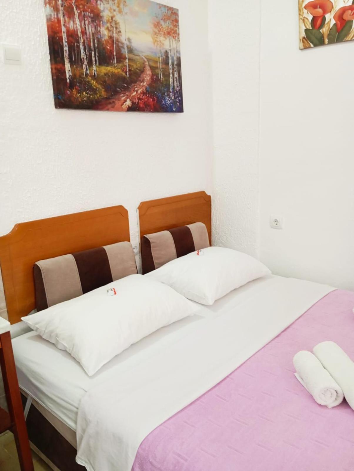 Apartment Deki Studio Cattaro Esterno foto