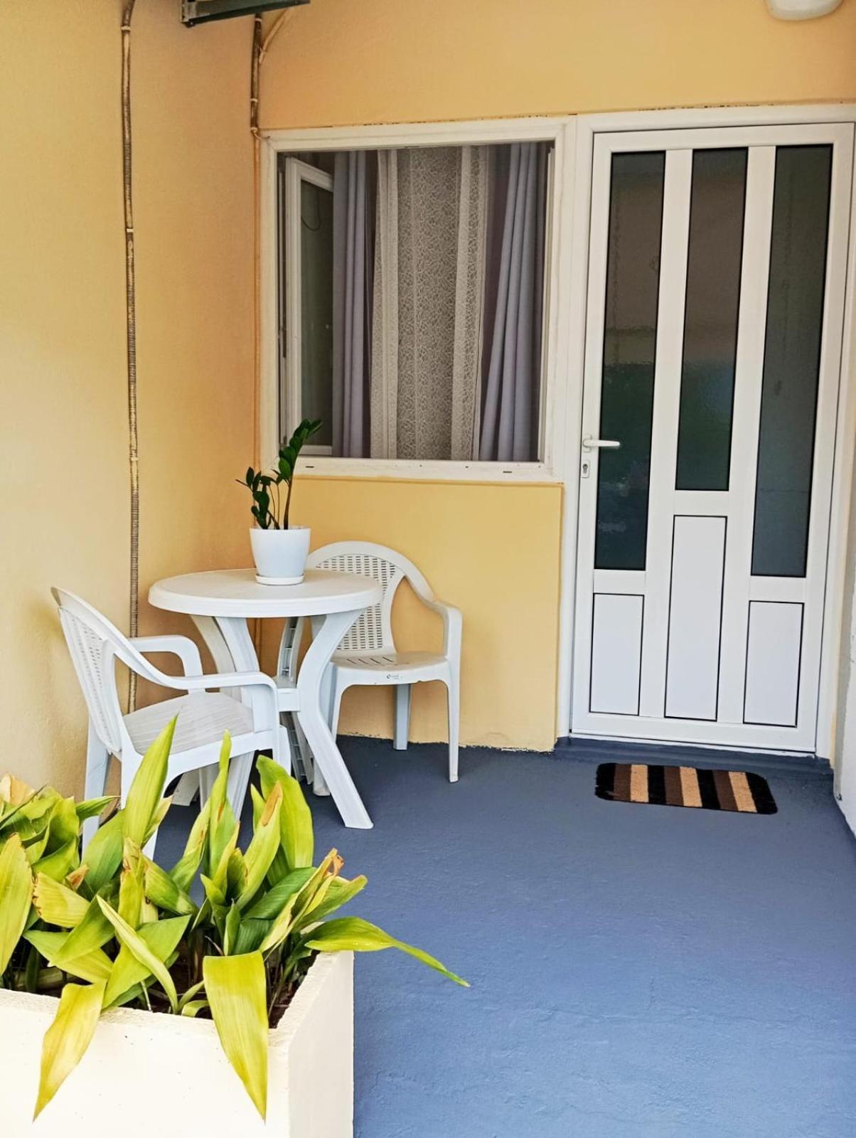 Apartment Deki Studio Cattaro Esterno foto